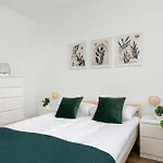 Spacious Narutowicza In Perfect For Remote Work By Renters Апартаменты Краков