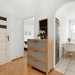 Spacious Narutowicza In Perfect For Remote Work By Renters *