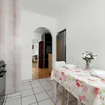 Spacious Narutowicza In Perfect For Remote Work By Renters Апартаменты Краков