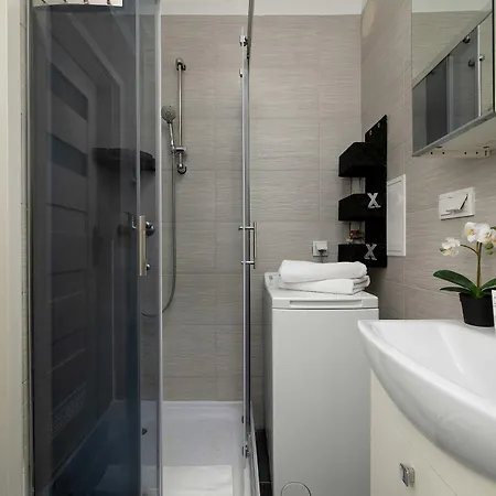 Spacious Narutowicza In Perfect For Remote Work By Renters *